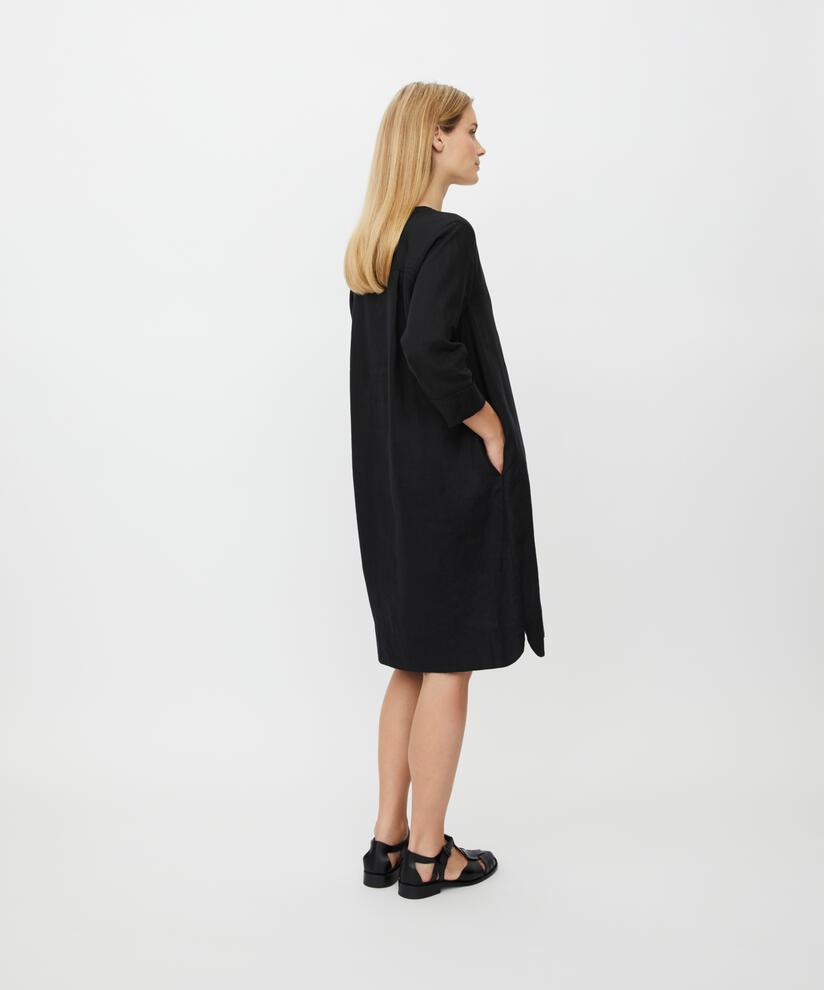 masai linen dress Masai Copenhagen Linen Midi Dress With V-Neck And 3/4 Sleeves - Ensign Blue