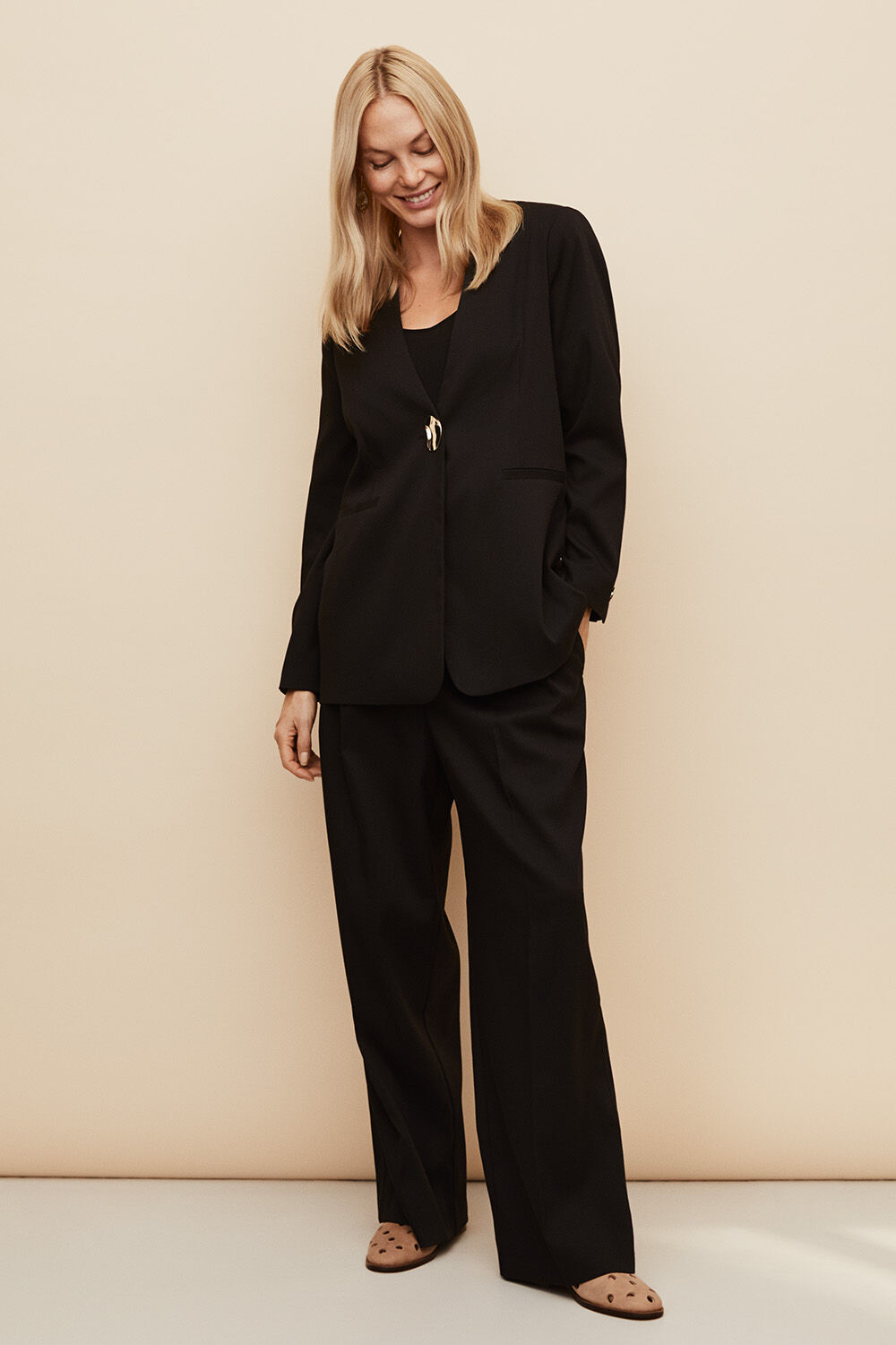 Jettami Blazer - Black, Padvati Trousers - Black