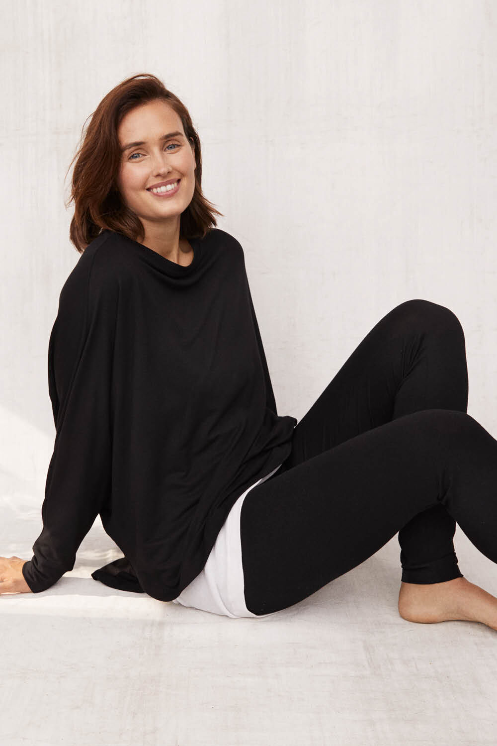 Dema Jersey Top - Black, Nerin JERSEY Dress - White, Pio JERSEY Leggings - Black