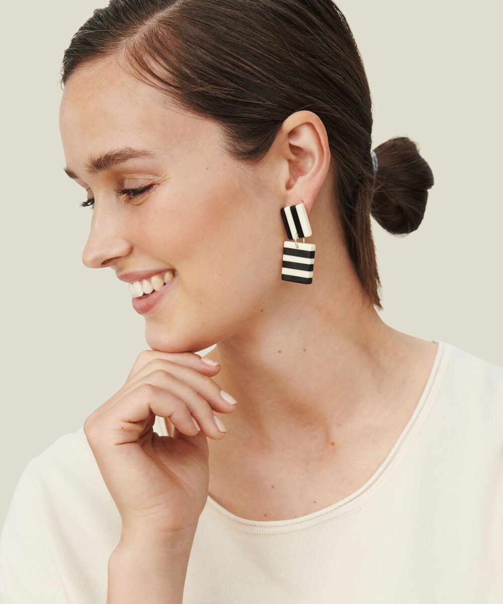 RENITTA EARRINGS, Black