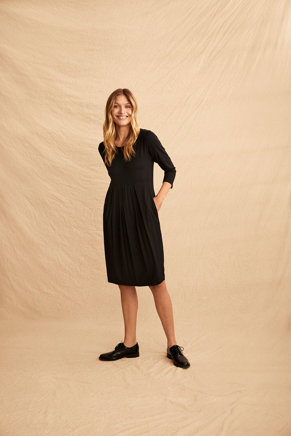 Unique dress websites best sale