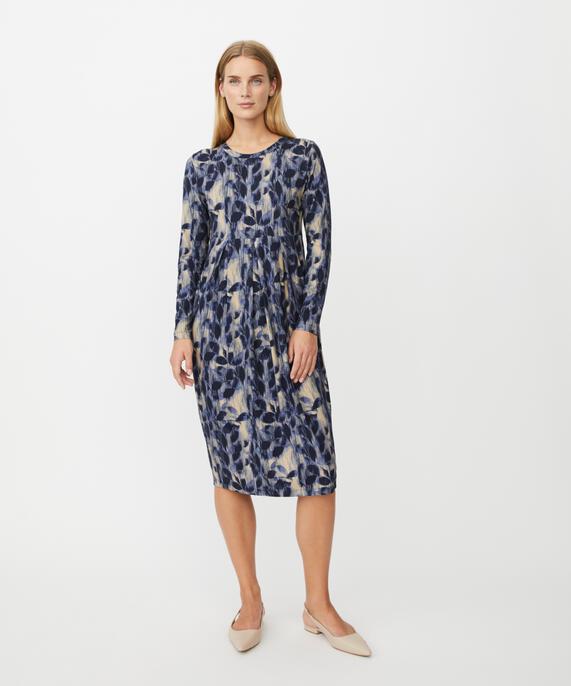 Masai dresses on sale Save up to 50% Masai dresses on sale Save up to 50%